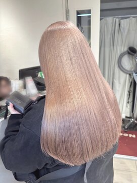 テトラ バイ ネオリーブ 横浜西口店(tetra by neolive) 艶感ミルクティーベージュ＊*【横浜/横浜駅】