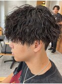 波巻きパーマメンズパーマメンズヘアツーブロックツイストパーマ
