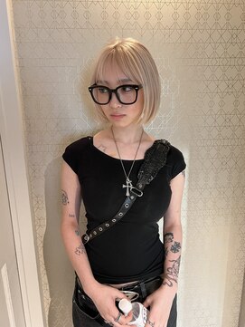 ザスリック 代官山(THE SLICK) ホワイトベージュ