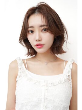 ドットハリス(.Hallis) 顔周りカット/ぱっつんボブ/透明感カラー/髪質改善