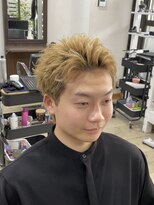 アイヴィー 池袋(IVY)&nbsp;ハイトーンの刈り上げないスパイキーショート［メンズ/池袋］