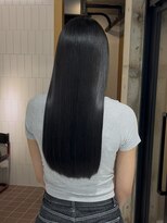 ナギ(nagi)&nbsp;ロング×美髪矯正×暗髪