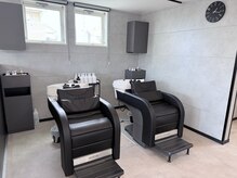 リム(LIM)の雰囲気（シャンプー台）