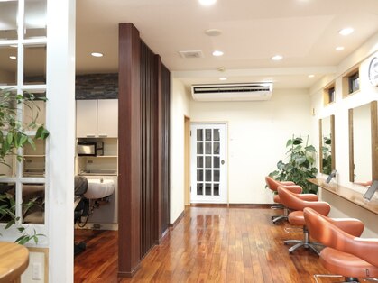 BEAUTY SHOP PLUSONEの写真