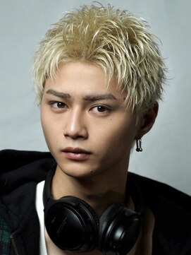 アイトーキョーリタ 渋谷(AI TOKYO Rita) Y2Kスパイキーショート