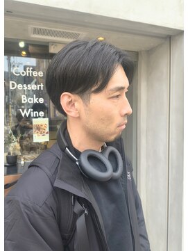 イオ(io) センターパート/ハンサムショート/メンズカット