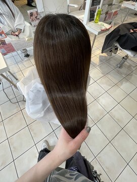 カラーサロンビスカリア 相模原エリア 淵野辺駅店(Color salon Biscaria) 透明感ブラウン髪質改善カラー