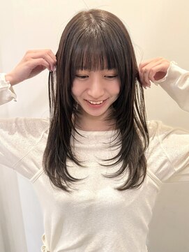 ドルセプラタ(Dulce plata) 【kaN.】ミディアムレイヤー×顔周りレイヤー×ベージュカラー