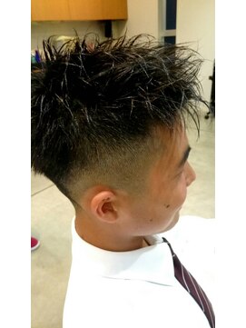 ヘアー アエル(hair AER) 刈り上げアシンメトリー