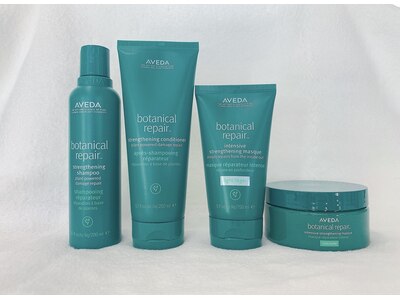 オーガニック製品の【AVEDA】を取り扱っています☆