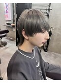 シルバーグレージュ×メンズウルフ