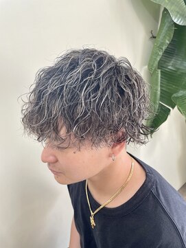 ウエスト オーランド(WEST O LAND) 超人気!ツイストスパイラル波パーマのホワイトハイライト