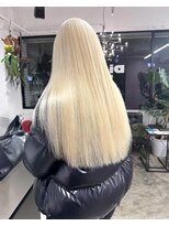 ディーカヘアーセンダイ(Di KA HAIR sendai) blond/抜きっぱなしブリーチ/ブロンド/ハイトーン/ケアブリーチ