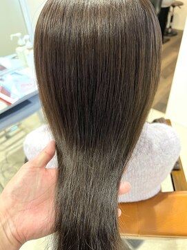 ルポン(Lepont) 蒲郡ヘアカラー/オリーブアッシュ/ツヤ髪/透明感カラー/髪質改善