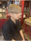 【メンズヘア】ブロンドミルクティーマッシュヘアカット