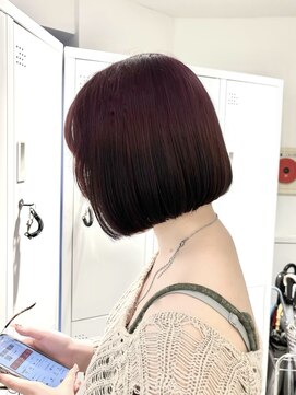 フォト イケブクロ(foto IKEBUKURO) デザインカラーでつくる毒っぽピンクのまるみボブ