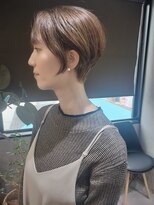 ブルー(Blue)&nbsp;Blue　ショート×ベージュ系カラー