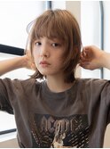 ショート　ボブ　ウルフ　ブリーチ　レイヤーカット　イルミナ