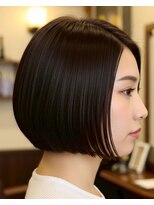 アズグロウヘアー(AS GROW HAIR) クールショート艶感ストレートワンレンボブ