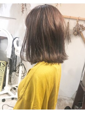 ヘアーアンドアトリエ マール(Hair&Atelier Marl) 【Marl】カッパーブラウンの切りっぱなしボブ♪