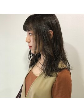 サングース(Sungoose) <sungooseTOKYO>クラシカル厚めバングフェザーロング
