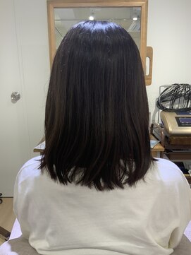 ユーネリー(U-NERY) ミディアムローレイヤー