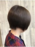 暗髪サラツヤアッシュベージュナチュラルショートボブ