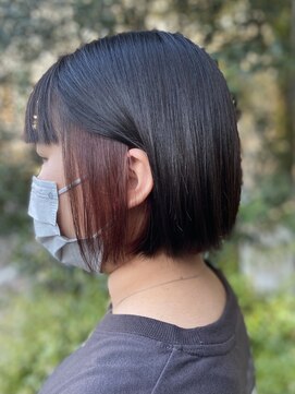 ピンキーウエスト インナーに個性ありのミニボブ