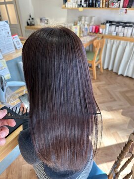 メルク(merc.) 髪質改善/ストレートロング/透明感/サラツヤストレート/抜け感