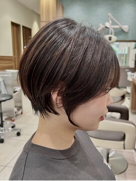 アッシュ 豊田店(Ash) 【担当:高下】透け感丸みショートボブ