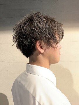 ロダット 横浜(LODAT by little) スパイラルパーマ【LODAT横浜】