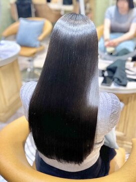 ロンド ロビン 栄(Lond robin) 【Lond robin】清水 美冴 艶髪/艶カラー/酸性縮毛矯正/髪質改善m