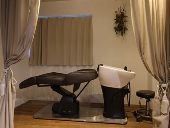 サンテフォーヘアー(SANTE for hair)の写真/【天然ヘナ専門店】[頑張る日々のご褒美に!エイジングケアにも◎]こだわりのヘッドスパで髪も心も健やかに*