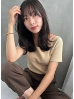 ソヨン 栄2号店(SOYON)&nbsp;大人/小顔/レイヤーカット/シースルーバング/黒髪/ネビージュ