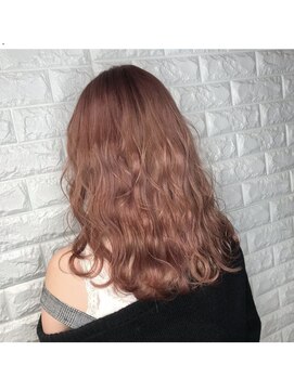 リー 東三国(Lee) ミディアム×ピンクベージュ