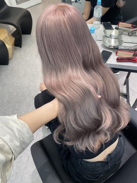 ペレ 渋谷(PELE) イメチェン/ホワイトブロンド/外ハネボブ/ワイドバング/渋谷