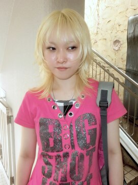 ノラ シブヤ(NORA) ハッシュカットショートウルフハイレイヤーウルフカット