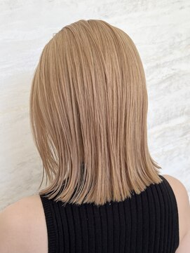 美容室ジャスミン 切りっぱなしミディアム【hotaru】20代30代