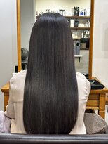 メゾンリビング 庚午(Maison Living)&nbsp;髪質再構築ストレート×ロング×傷んで見えないストレート