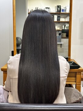 メゾンリビング 庚午(Maison Living) 髪質再構築ストレート×ロング×傷んで見えないストレート