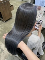 エレナ 那覇 新都心(Helena) 艶髪ロングストレート