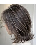 透明感カラーで垢抜け