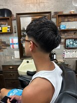 アールズ ヘア(R's hair) MEN’S HAIR/サーフカール/刈り上げセンターパート/印西