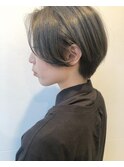＊ハンサムショートにカーキグレーでクールに＊