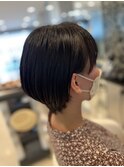 襟足スッキリショートボブ
