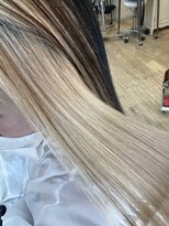 シースアクシア(X axia)&nbsp;ブリーチ縮毛矯正