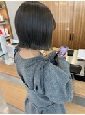 切りっぱなしボブ〇