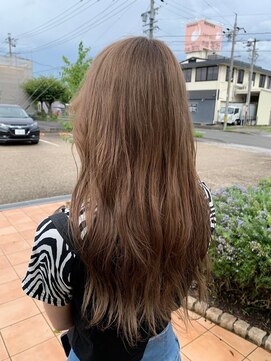 イーゼル ヘア デザイン 名張店(EASEL HAIR DESIGN) ベージュカラー