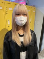 アン(Un)&nbsp;【ブロンドカラー】【抜きっぱなしブリーチ】【ブロンド】