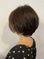 アカラ ヘアー(Akala Hair) 短めバングのショートボブ